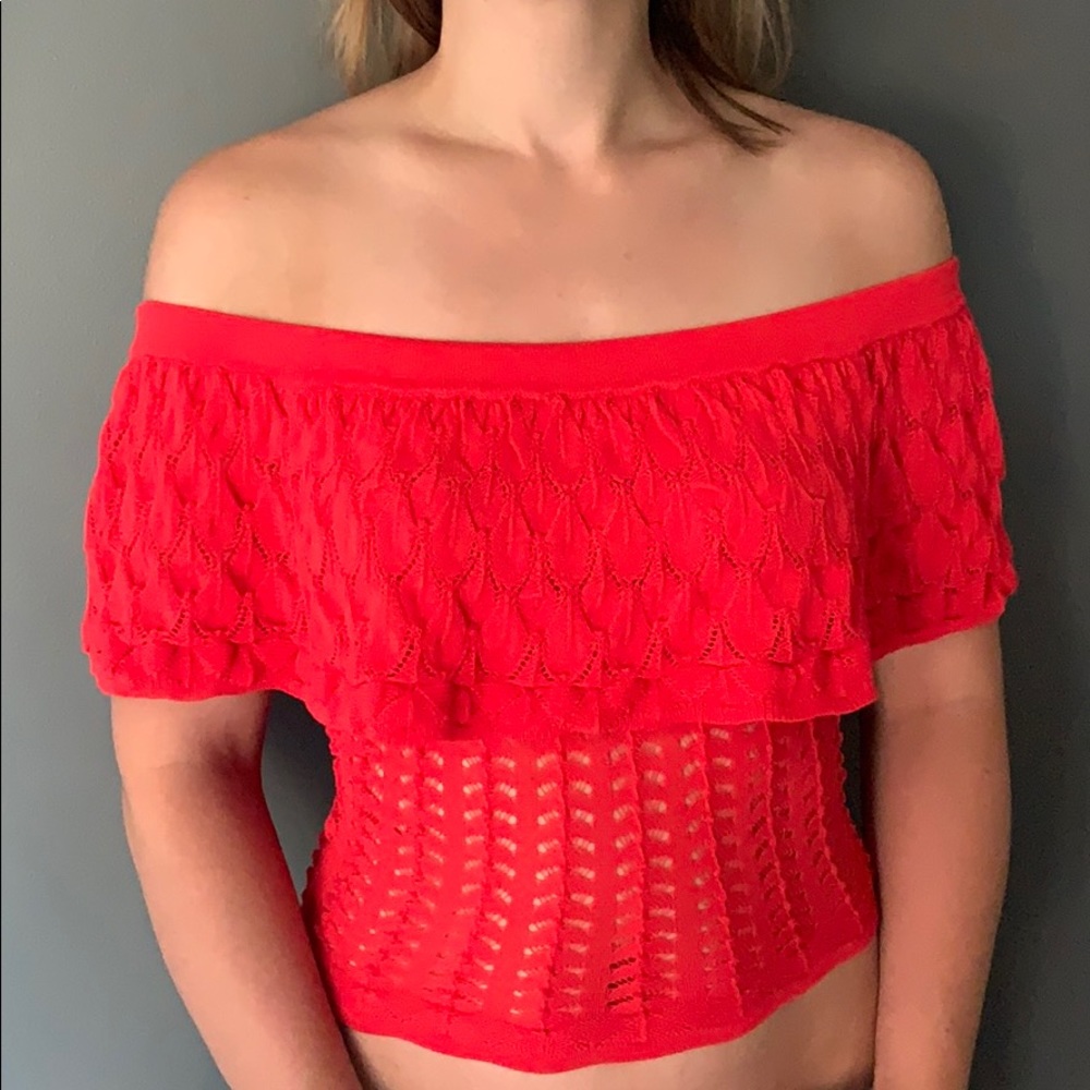 Guess crochet off shoulder top